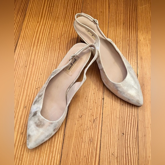 NWOB Paul Green Rio Pointed Toe Kitten Heel Slingback Antik Metallic Suede 7.5. - Picture 3 of 11